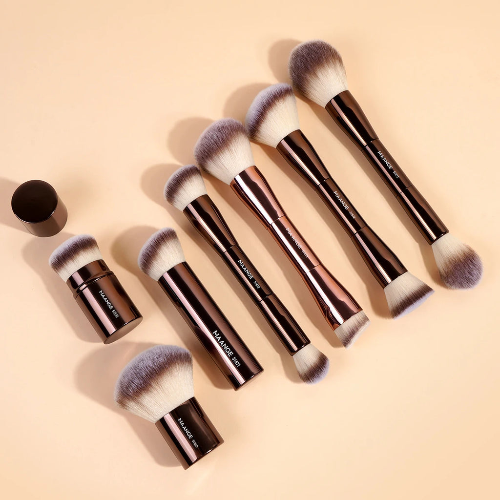 MAANGE Juego de 7 Brochas de Maquillaje Profesionales | Para Base, Polvos, Rubor, Contorno, Con Doble Punta, Color Marrón Café, Acabado Suave y Preciso